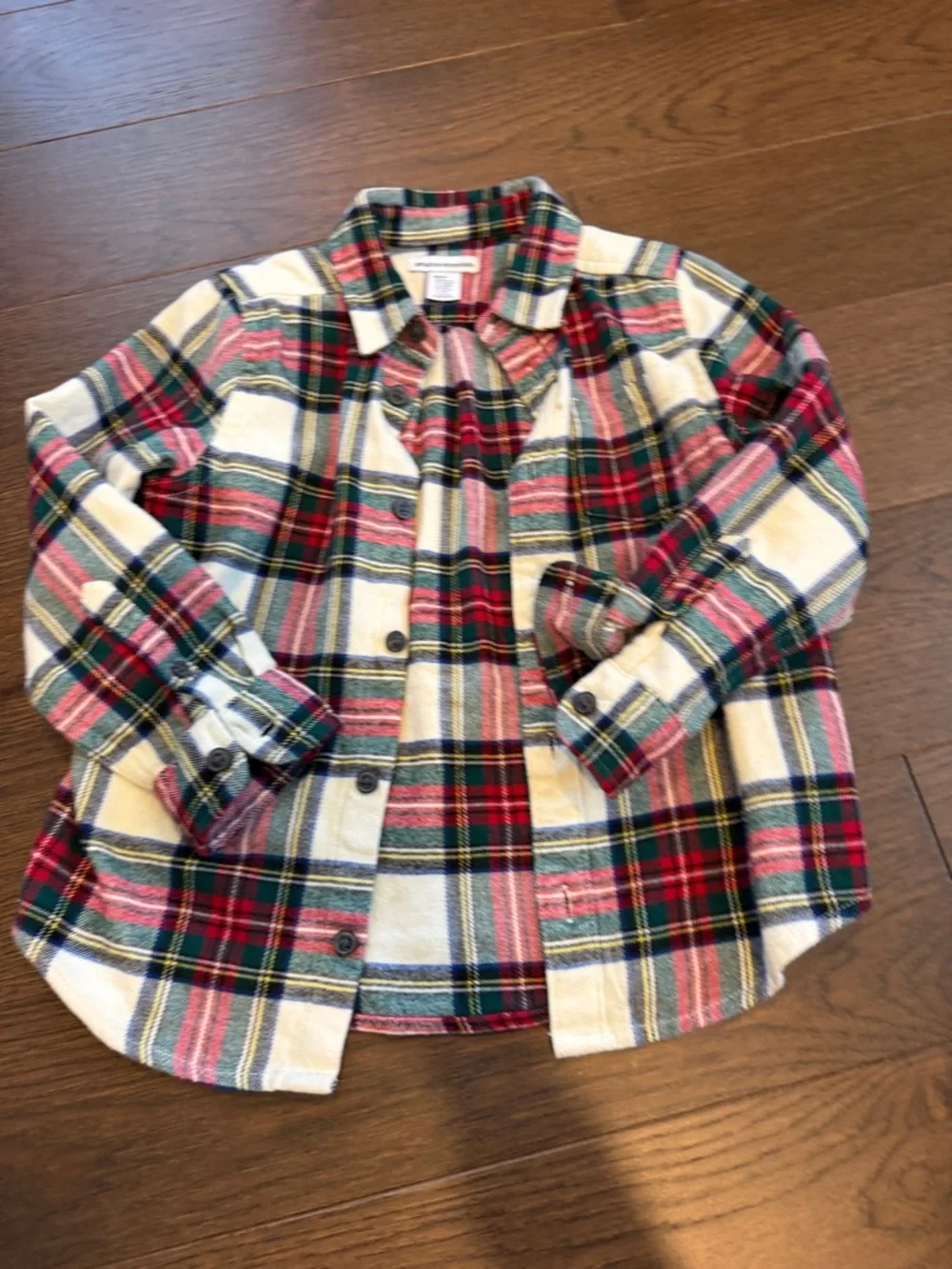 Amazon Essentials / Old Navy Kids Plaid Flannel Shirts Size 4 and 5 - C39-029
